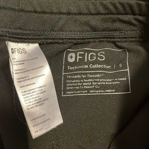 Black Fig Jogger Scrubs